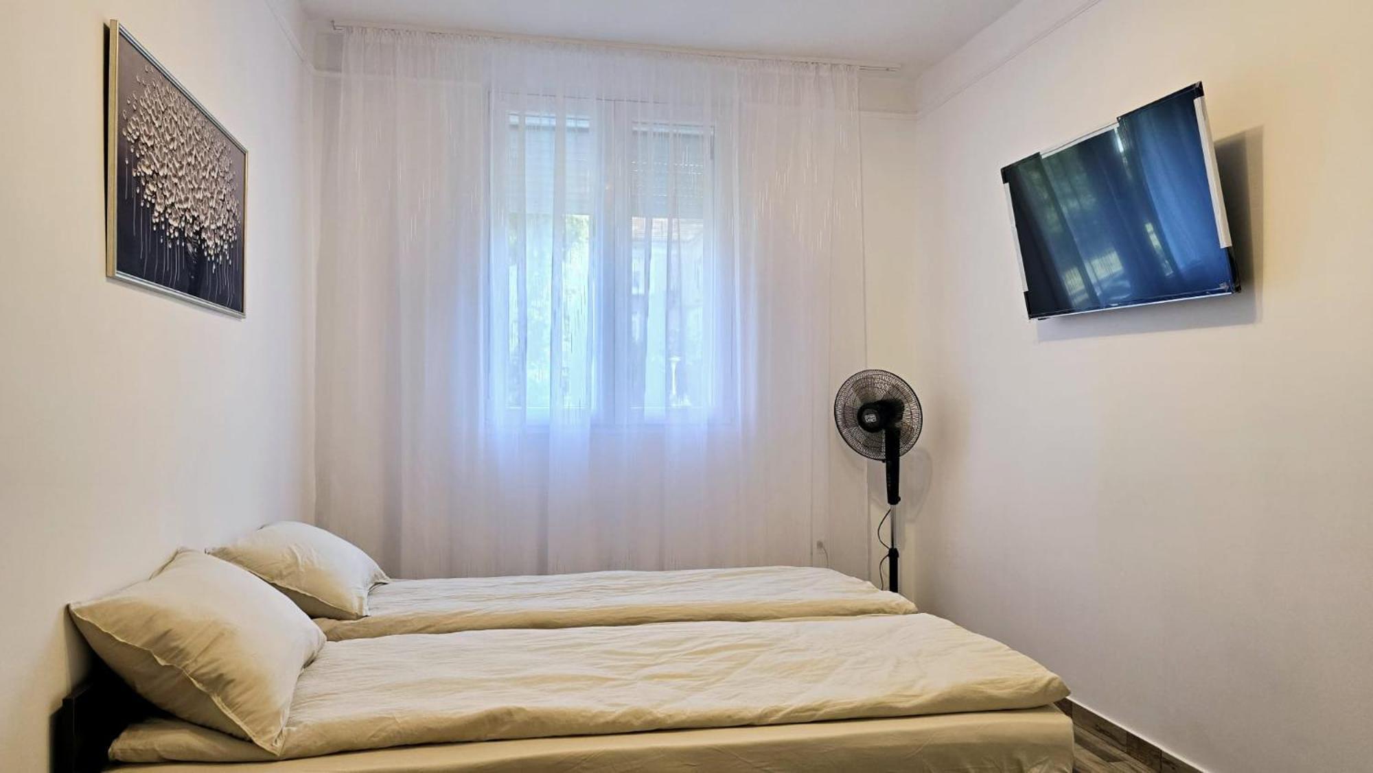 Apartament 3 Camere Hd Hunedoara Exterior foto