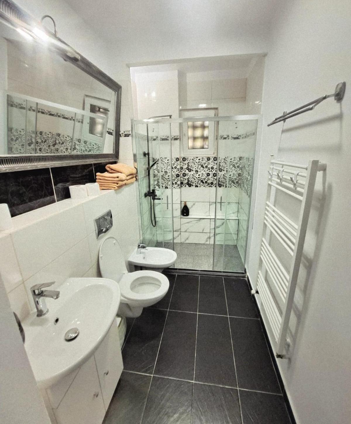 Apartament 3 Camere Hd Hunedoara Exterior foto